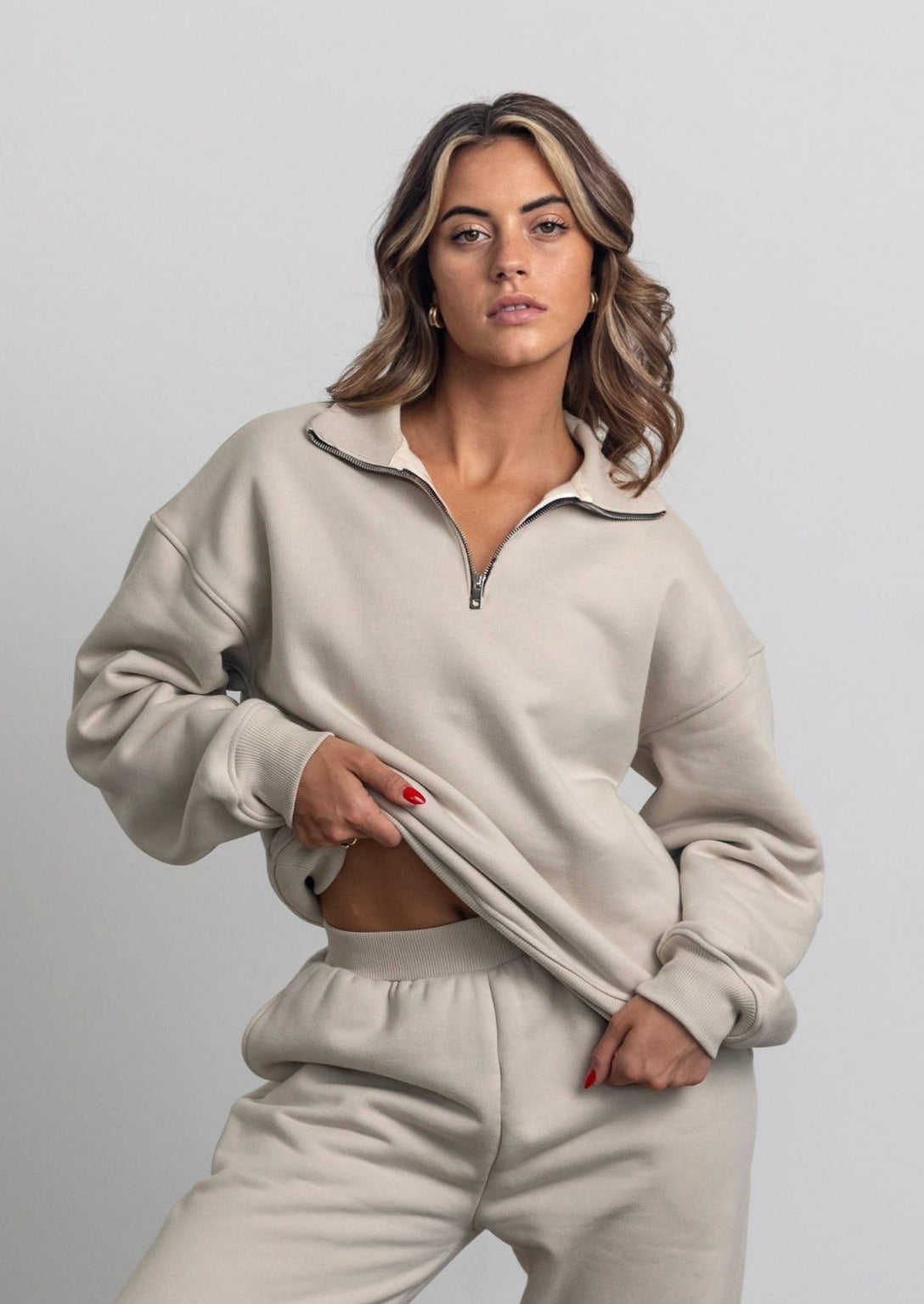 THE MONACO OVERSIZED HALF-ZIP SWEATSHIRT IN BEIGE