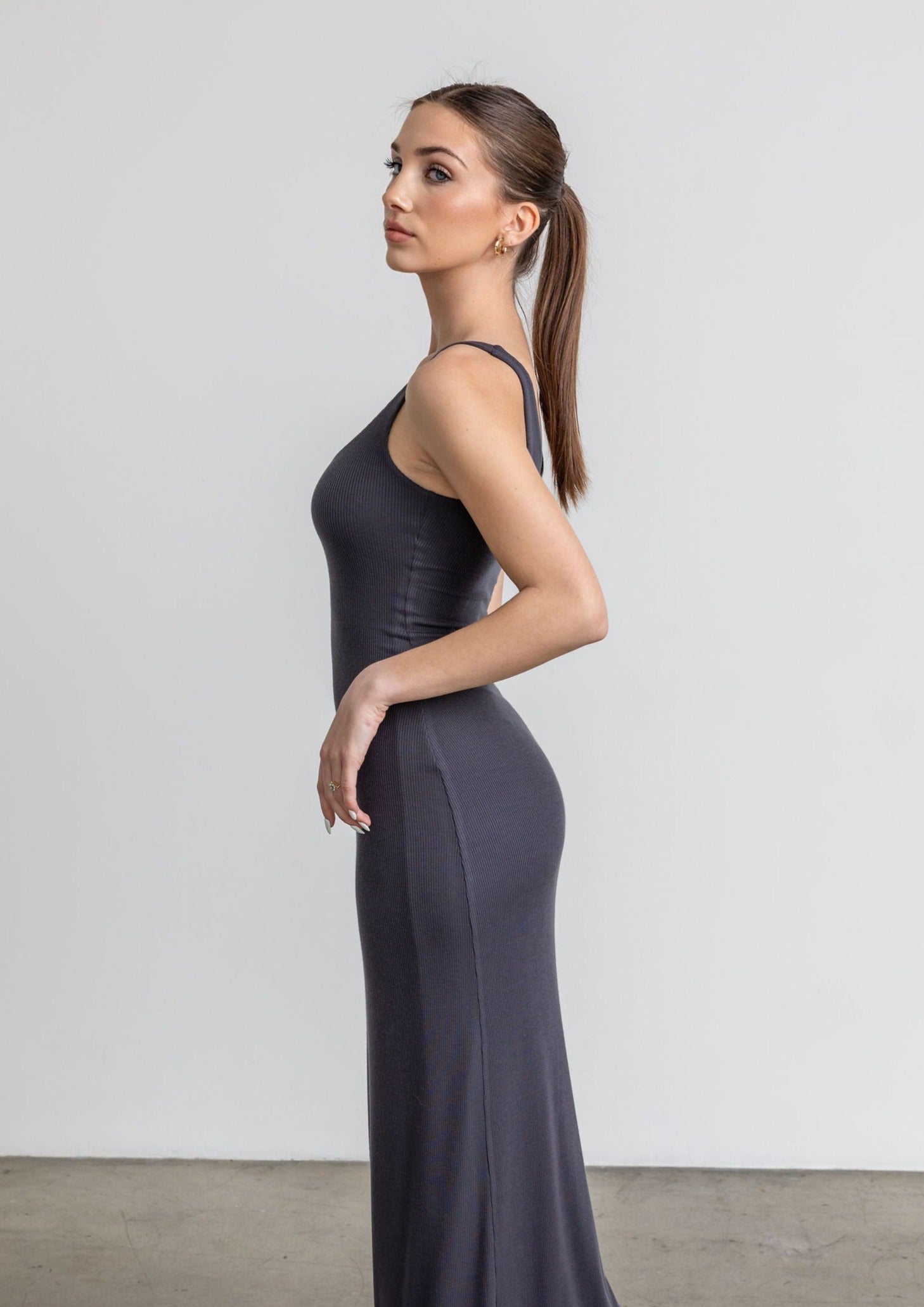 THE SAYA DRESS IN CHARCOAL